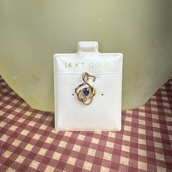 NWOT 18K Real Gold Sapphire and Diamond Pendant + a gold tone chain - Picture 6 of 6